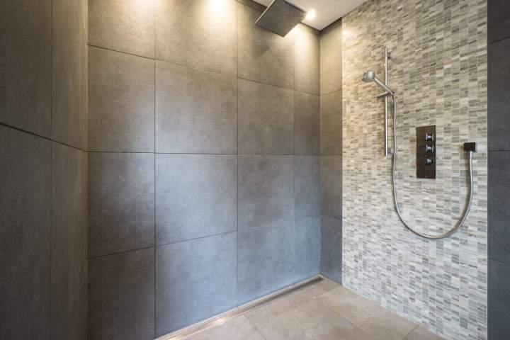 carrelage de salle de bains Cérans-Foulletourte